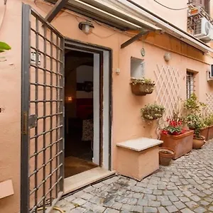 Independent With Garden Heart Of Trastevere John Cabot , Roma Italia